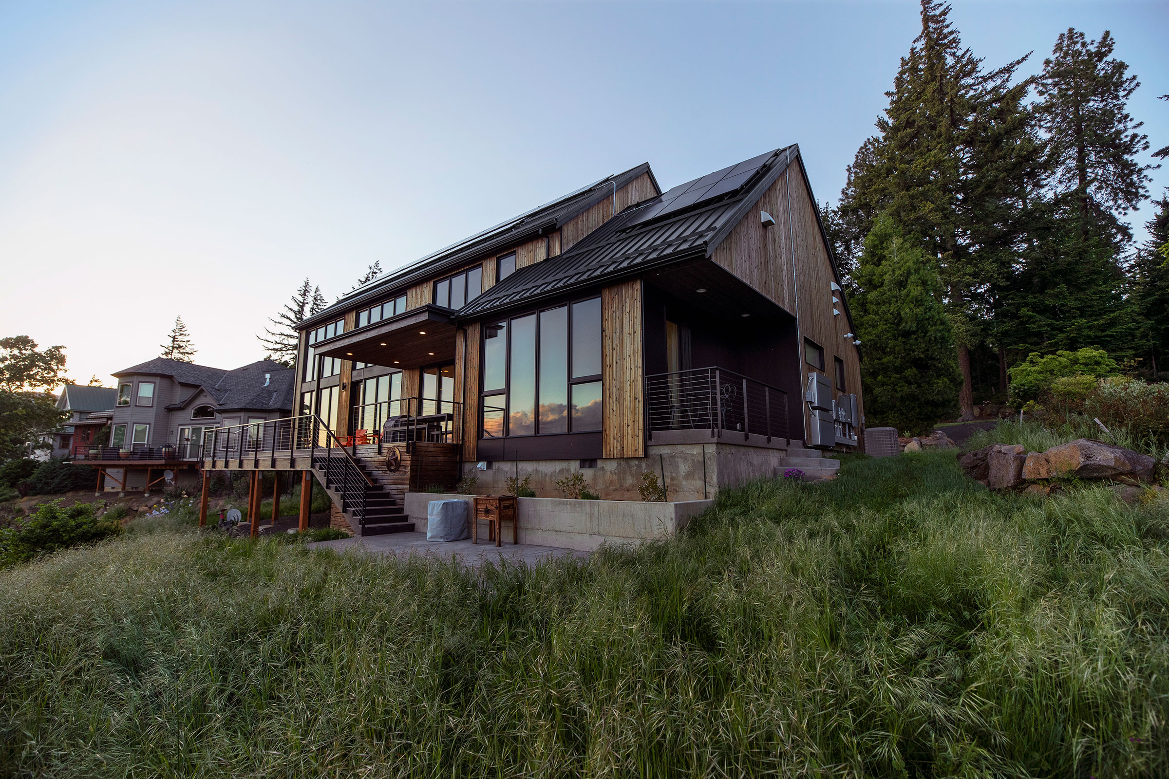 Bluff House by AK Builders